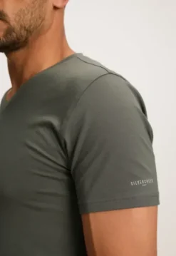 Online Base V-neck T-shirt T-shirts