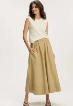 Hot Faylinn Rok Rokken