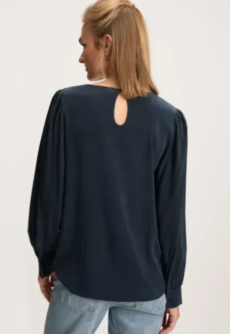 Hot Kiyani Blouse Blouses