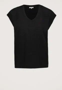 New Klea T-shirt T-shirts & Tops