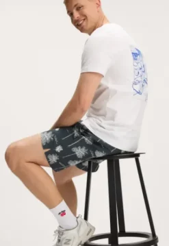 Hot Manos T-shirt T-shirts