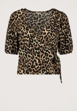 Hot Maritza T-shirt T-shirts & Tops