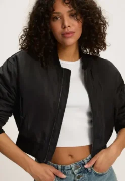 Online Meggy Jas Jassen