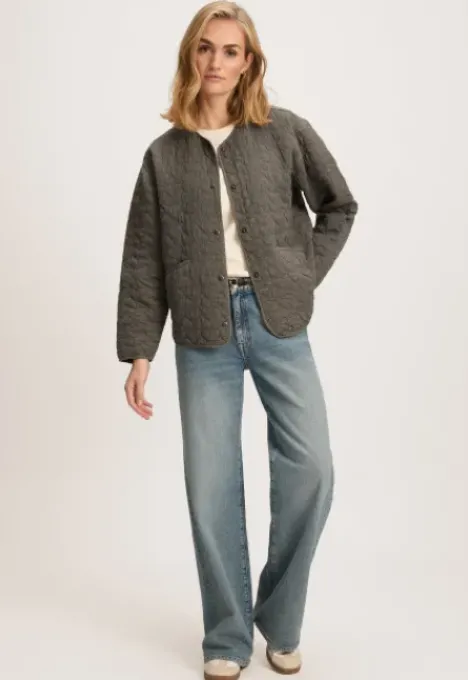 Hot Milla Jack Jassen