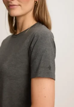 Discount Salome T-shirt T-shirts & Tops