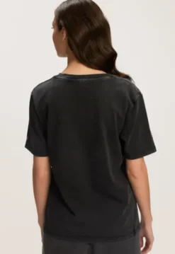 Hot Sera T-shirt T-shirts & Tops